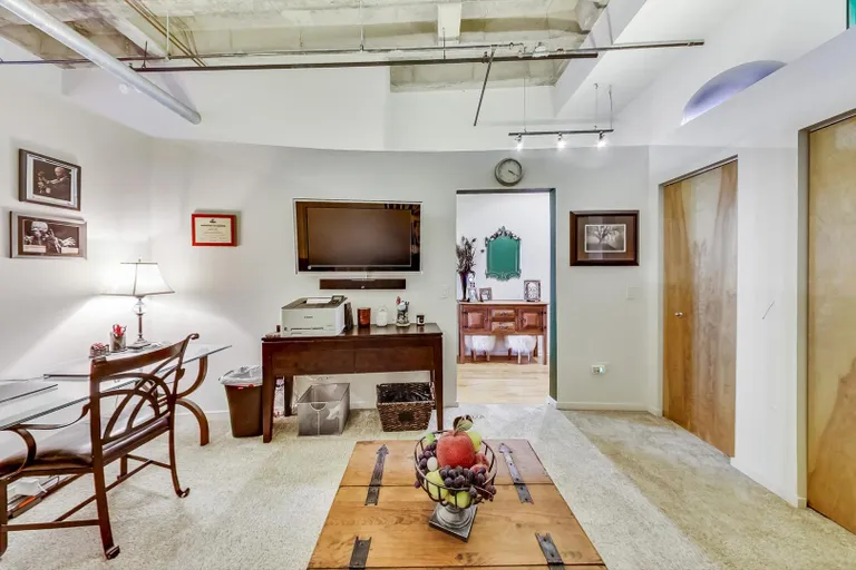 New York City Real Estate | View 1645 W Ogden, 429 | room 25 | View 26