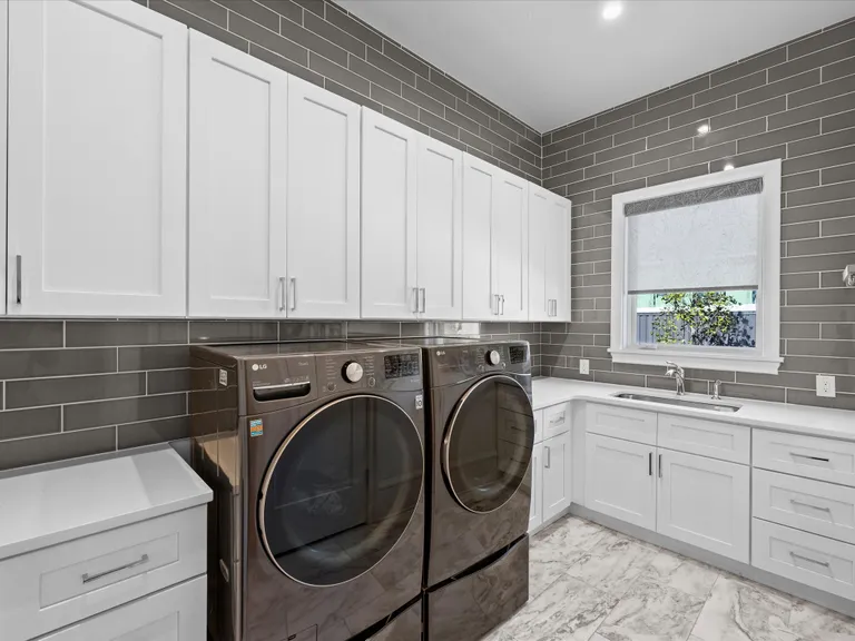 New York City Real Estate | View 3612 English Garden Drive | Laundry Room Main floor | View 27