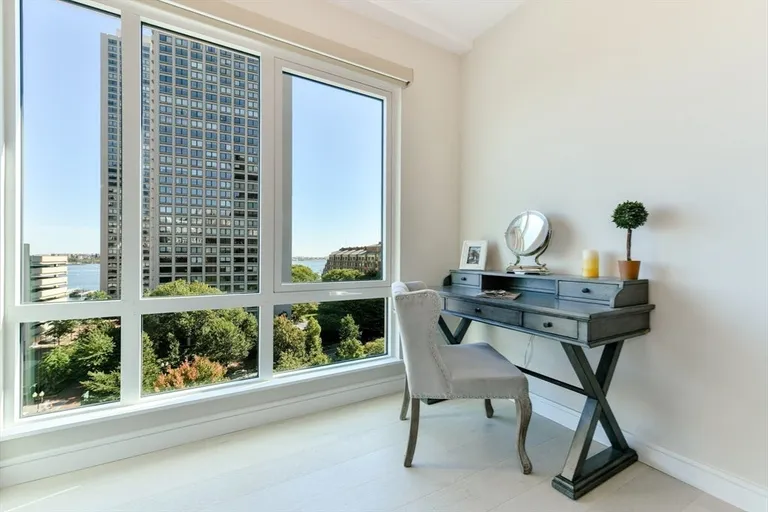 New York City Real Estate | View 110 Broad St #902 | room 9 | View 10