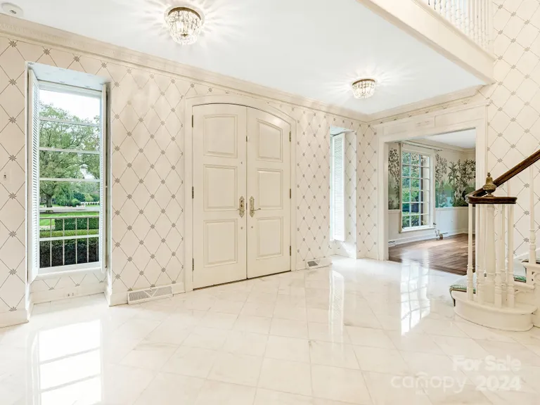 Charlotte Real Estate | View 3531 Sharon Road | room 14 | View 15