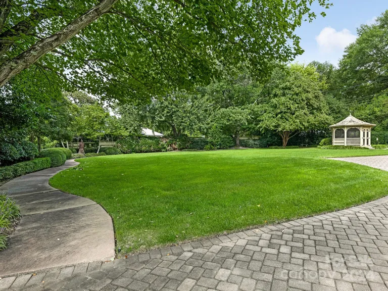 Charlotte Real Estate | View 3531 Sharon Road | room 44 | View 45