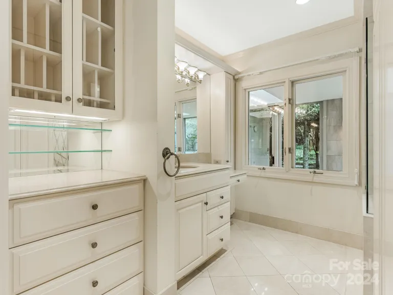 Charlotte Real Estate | View 3531 Sharon Road | room 30 | View 31