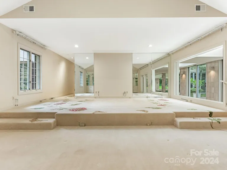 Charlotte Real Estate | View 3531 Sharon Road | room 27 | View 28
