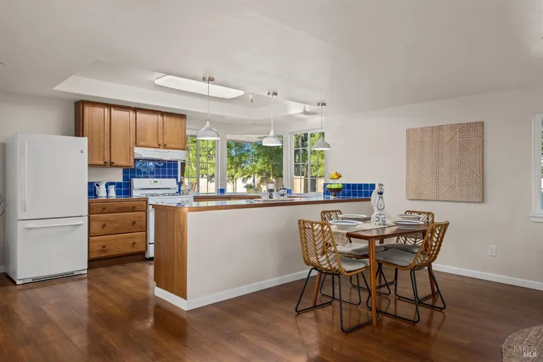 Northern California Real Estate | View 177 Willow Street | room 11 | View 12