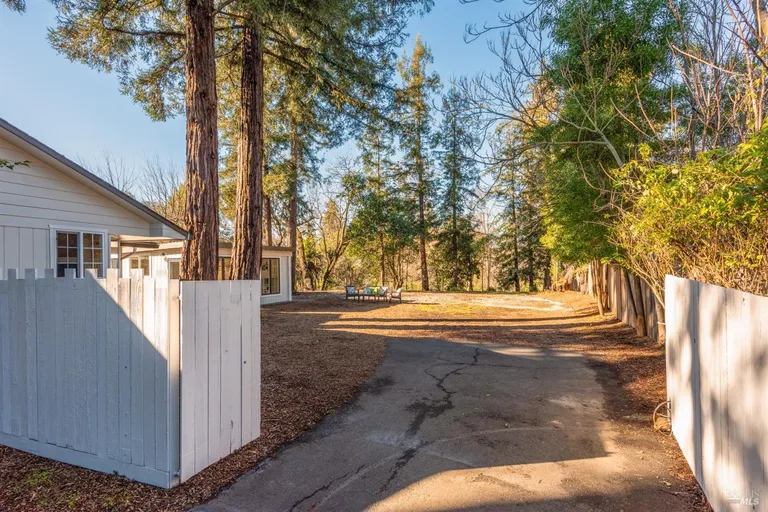 Northern California Real Estate | View 177 Willow Street | room 30 | View 31