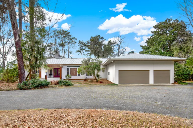 Savannah Real Estate | View 782 Buckland Hall Road | 4 Beds, 2 Baths | View 1