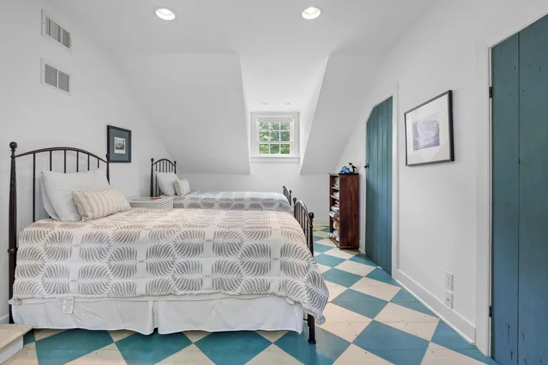 Hudson Valley Real Estate | View 176 Schoolhouse Road | room 24 | View 25