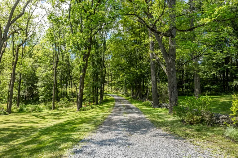 Hudson Valley Real Estate | View 176 Schoolhouse Road | room 36 | View 37