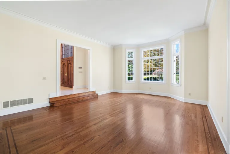 Greenwich Real Estate | View 534 Stanwich Road | room 6 | View 7