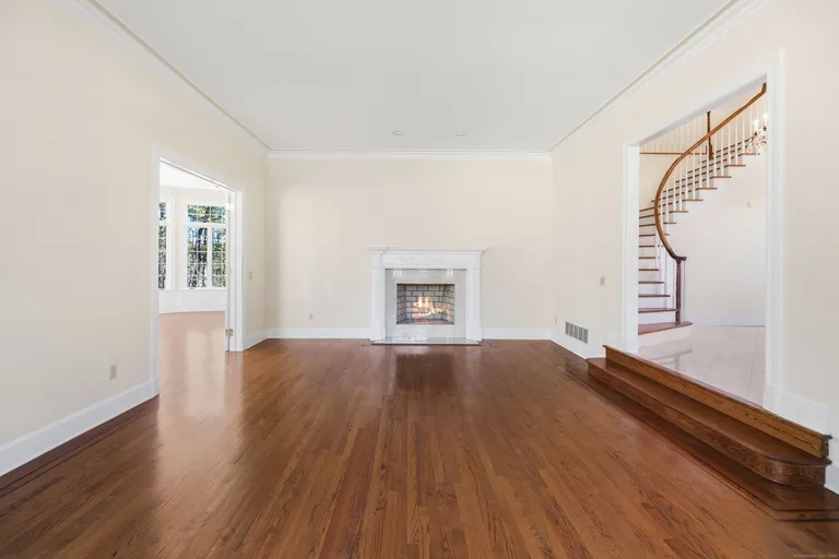 Greenwich Real Estate | View 534 Stanwich Road | room 7 | View 8