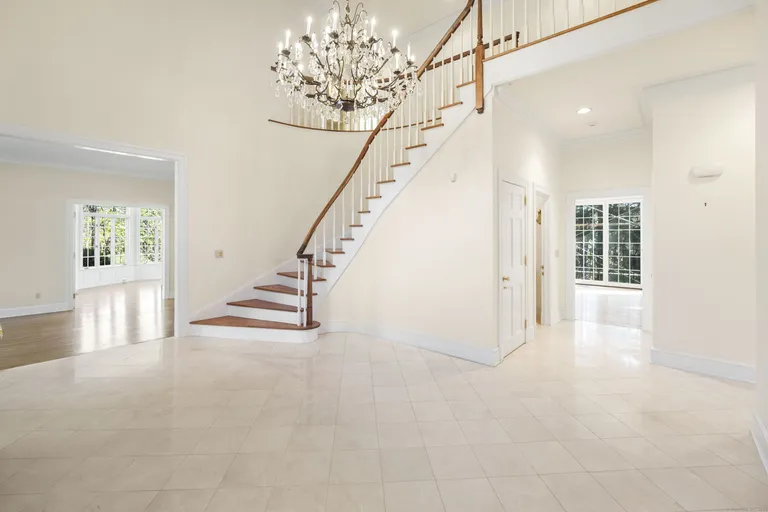 Greenwich Real Estate | View 534 Stanwich Road | room 5 | View 6