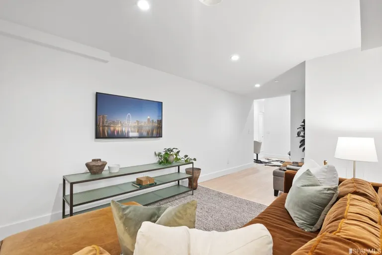New York City Real Estate | View 1060 Filbert Street Unit# B | room 8 | View 9