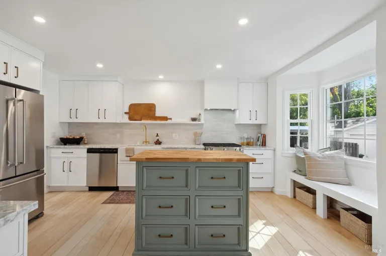 Northern California Real Estate | View 145 Rafael Drive | room 7 | View 8