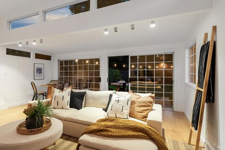 Northern California Real Estate | View 145 Rafael Drive | room 23 | View 24