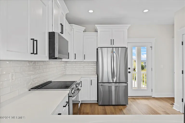 Wilmington, NC Real Estate | View 128 Sea Oaks Court | room 2 | View 3