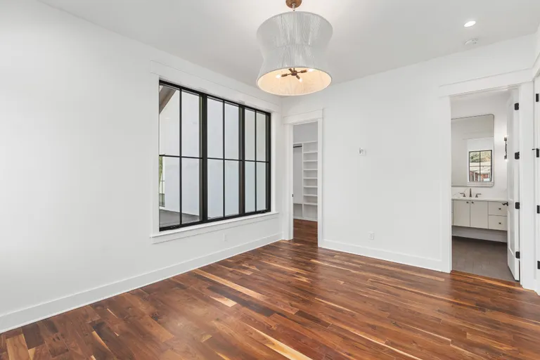 New York City Real Estate | View 818 Brentview Dr | room 53 | View 54