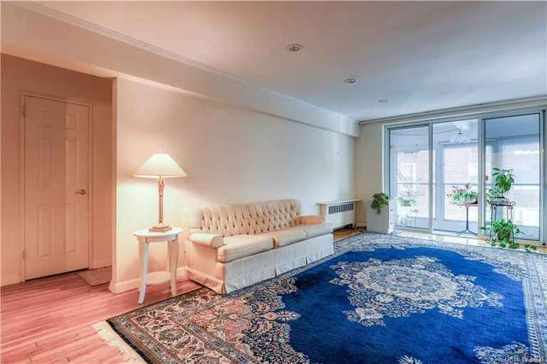 New York City Real Estate | View 3 Salisbury Point Unit# 4C | room 8 | View 9