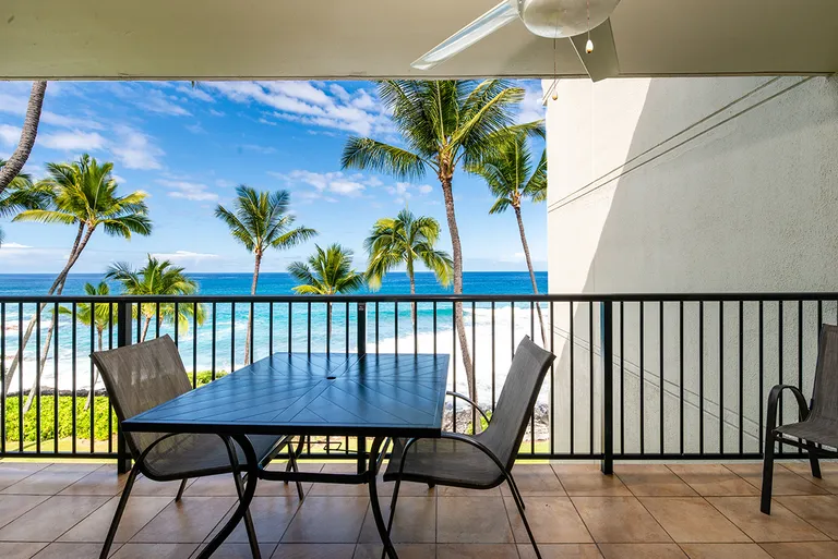 New York City Real Estate | View 75-6106 ALII DR, #305 | room 3 | View 4