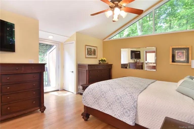 New York City Real Estate | View 122 Ogden Avenue | room 12 | View 13
