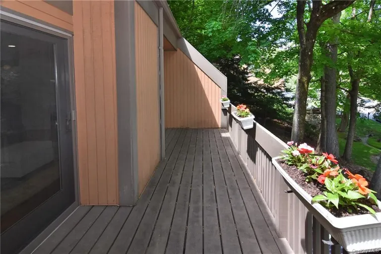 New York City Real Estate | View 122 Ogden Avenue | room 24 | View 25