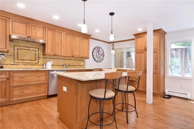 New York City Real Estate | View 122 Ogden Avenue | room 5 | View 6