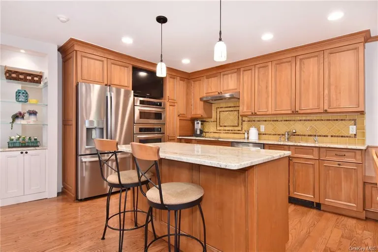 New York City Real Estate | View 122 Ogden Avenue | room 7 | View 8