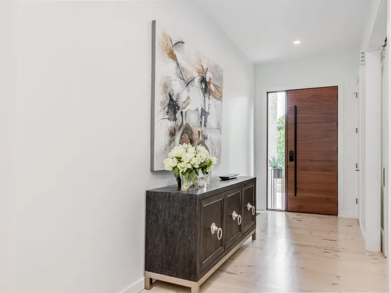 New York City Real Estate | View 3301 Commonwealth Avenue | Foyer | View 3