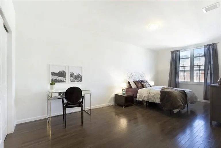 New York City Real Estate | View 850 Newark Ave Unit# 4D | room 5 | View 6