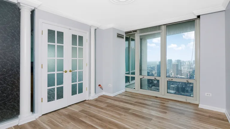New York City Real Estate | View 345 N Lasalle, 4502 | room 10 | View 11