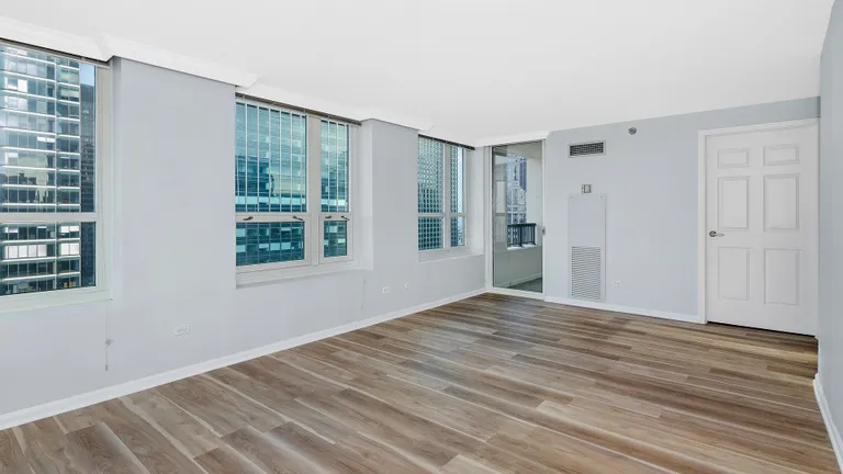 New York City Real Estate | View 345 N Lasalle, 4502 | room 6 | View 7