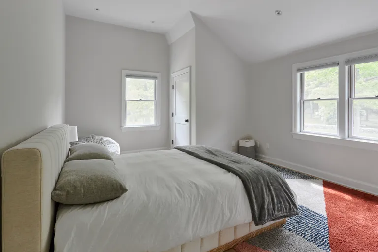 New York City Real Estate | View 112 North Farm Way | room 28 | View 29