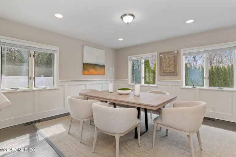 Greenwich Real Estate | View 16 Dandy Drive | room 9 | View 10