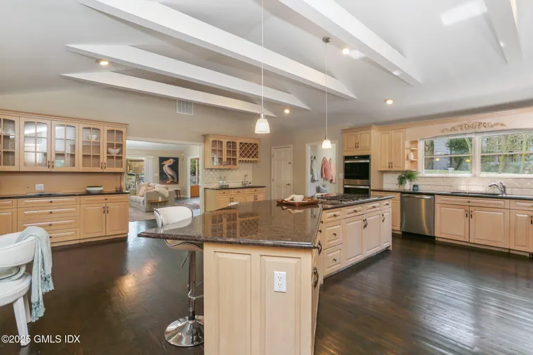 Greenwich Real Estate | View 16 Dandy Drive | room 6 | View 7