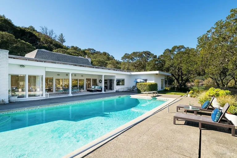 Northern California Real Estate | View 6 Carnoustie Drive | 4 Beds, 3 Baths | View 1