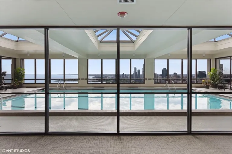New York City Real Estate | View 360 E Randolph, 907 | room 33 | View 34