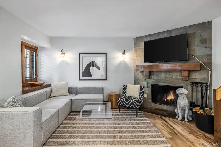 Denver Real Estate | View 4770 Bighorn Road Unit# B4 | room 2 | View 3