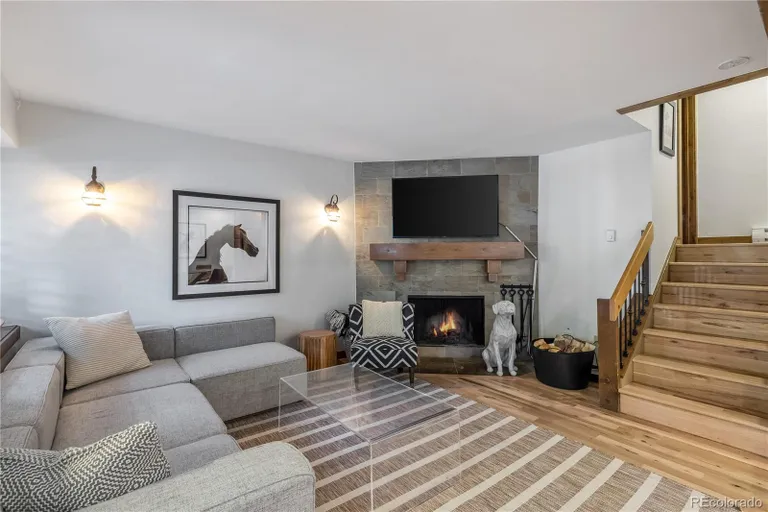 Denver Real Estate | View 4770 Bighorn Road Unit# B4 | room 1 | View 2