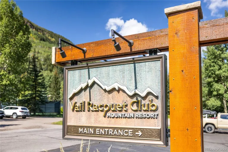 Denver Real Estate | View 4770 Bighorn Road Unit# B4 | room 22 | View 23