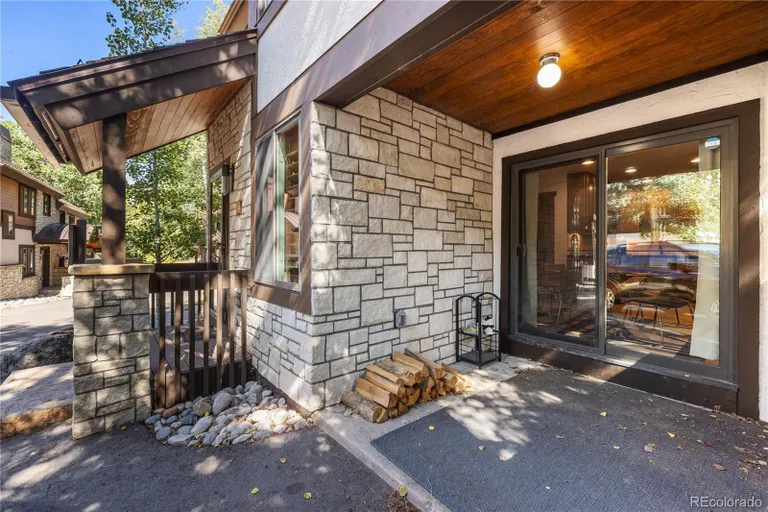 Denver Real Estate | View 4770 Bighorn Road Unit# B4 | room 20 | View 21