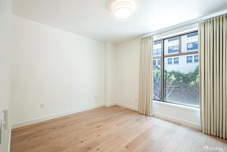 New York City Real Estate | View 875 California Street Unit# 305 | room 19 | View 20