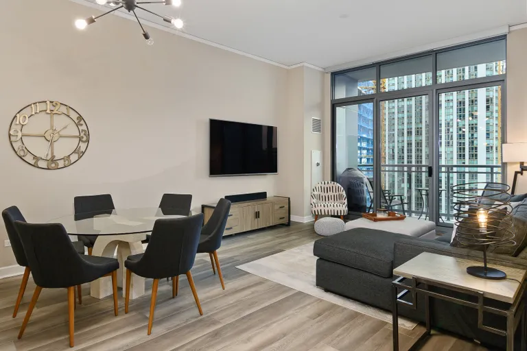 New York City Real Estate | View 450 E Waterside, 3304 | room 12 | View 13