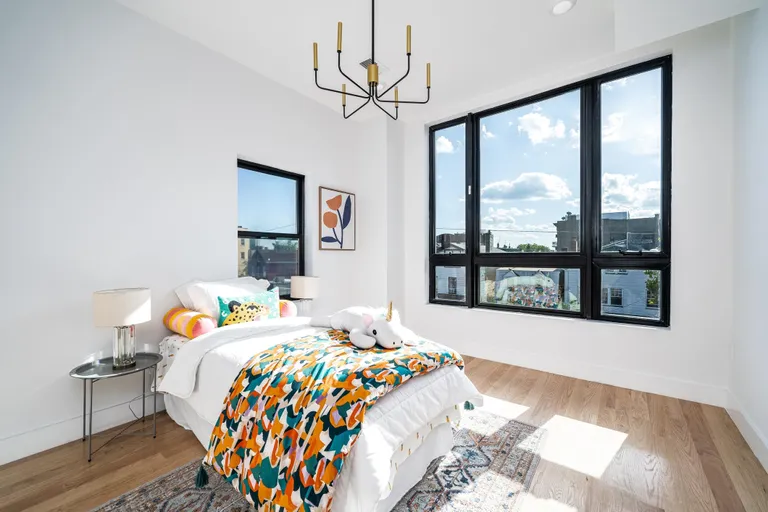 Jersey City/Hoboken Real Estate | View 22 Beacon Ave Unit# 2B | room 26 | View 27