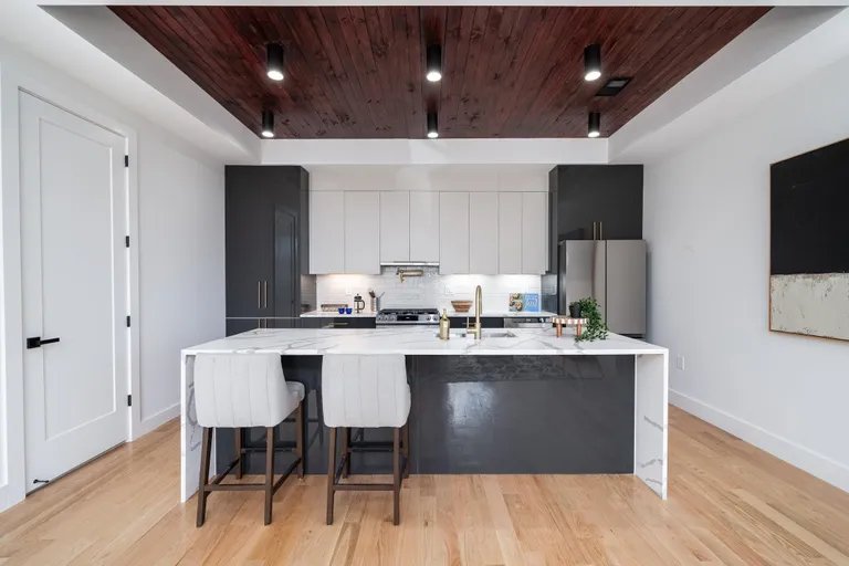 Jersey City/Hoboken Real Estate | View 22 Beacon Ave Unit# 2B | room 5 | View 6