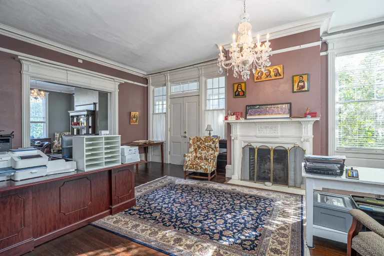 Savannah Real Estate | View 18 East 34th Street | room 15 | View 16