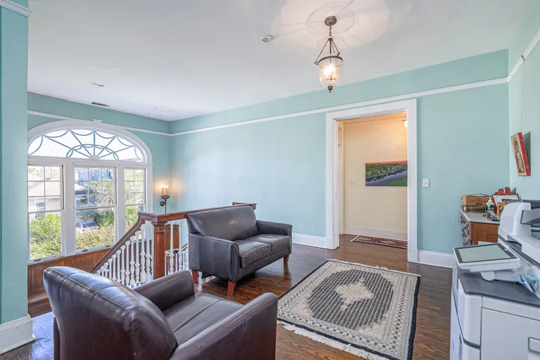 Savannah Real Estate | View 18 East 34th Street | room 23 | View 24