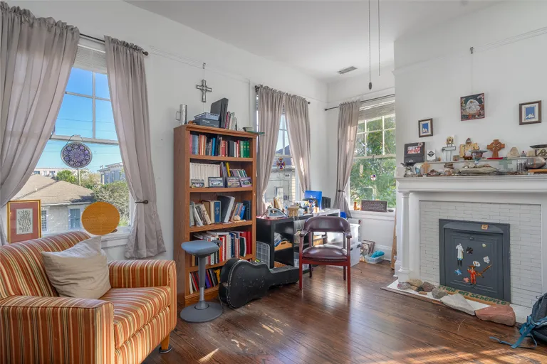 Savannah Real Estate | View 18 East 34th Street | room 33 | View 34