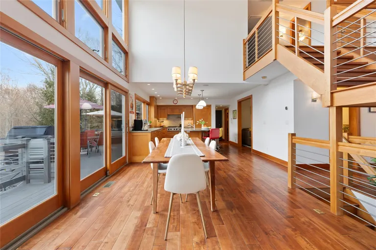 Westchester Real Estate | View 44 Riverview Road | room 6 | View 7