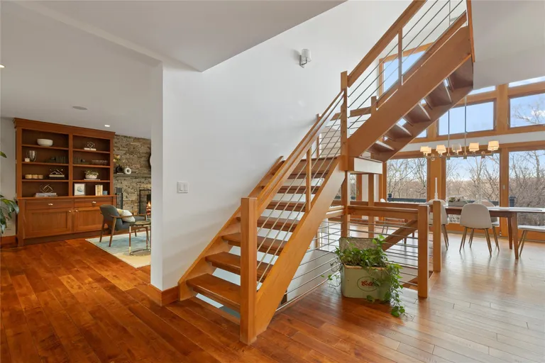 Westchester Real Estate | View 44 Riverview Road | room 16 | View 17