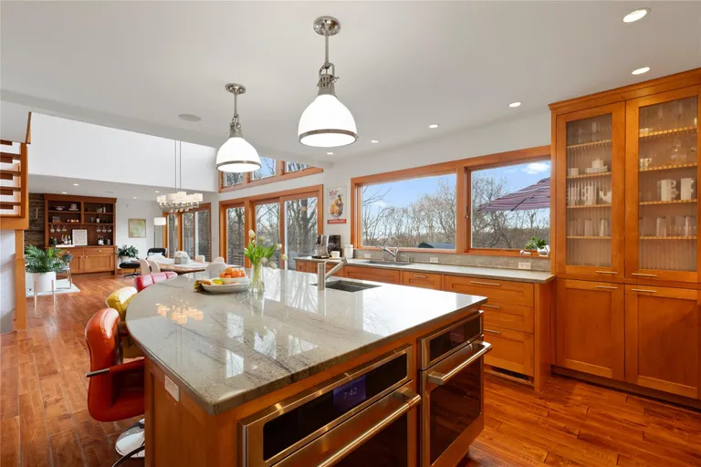 Westchester Real Estate | View 44 Riverview Road | room 11 | View 12