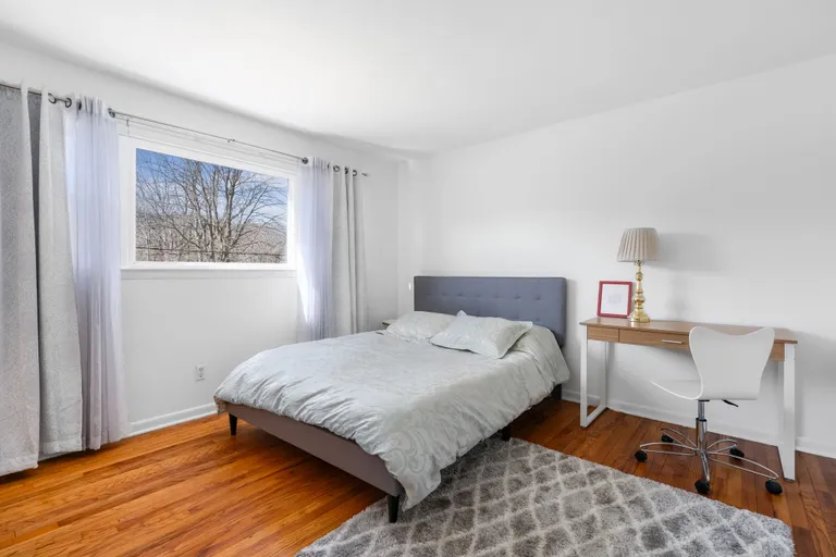 New York City Real Estate | View 17 Bruin Drive | room 7 | View 8